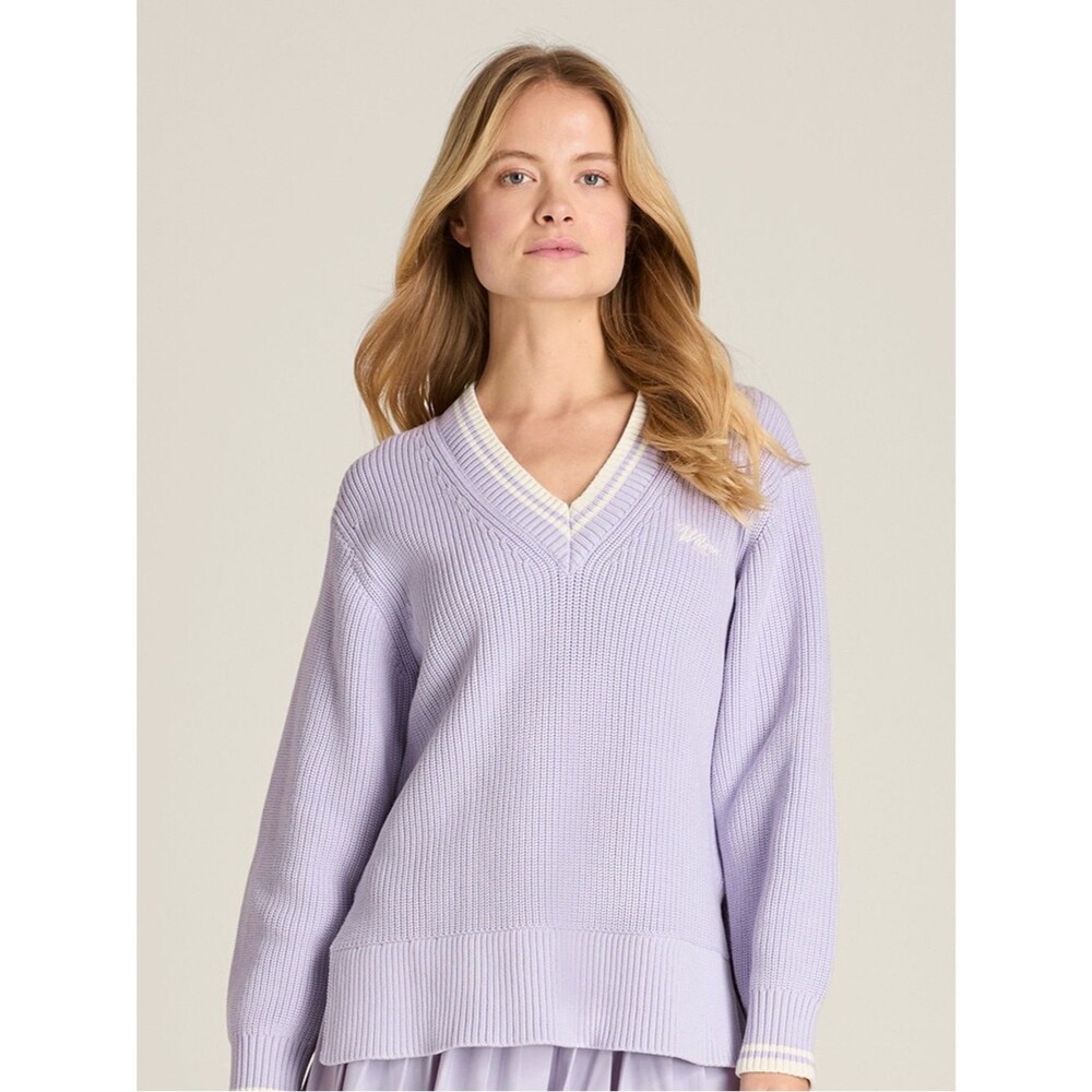 Wilson Varsity V-Neck Sweater Lavender Purple size Small Oversized Preppy Tennis